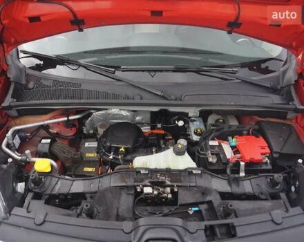 Рено Кенгу 2019 в Самборе на Automoto.ua Красный Рено Кенгу, объемом двигателя 0 л и пробегом 76 тыс. км за 11000 $, фото 52 на Automoto.ua