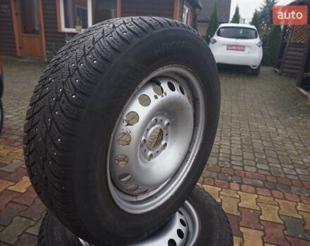 Рено Кенгу 2019 в Самборе на Automoto.ua Красный Рено Кенгу, объемом двигателя 0 л и пробегом 76 тыс. км за 11000 $, фото 74 на Automoto.ua