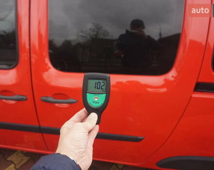 Рено Кенгу 2019 в Самборе на Automoto.ua Красный Рено Кенгу, объемом двигателя 0 л и пробегом 76 тыс. км за 11000 $, фото 62 на Automoto.ua