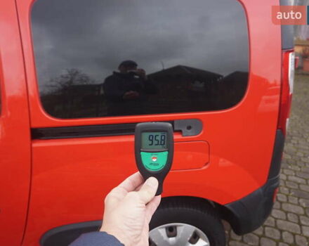 Рено Кенгу 2019 в Самборе на Automoto.ua Красный Рено Кенгу, объемом двигателя 0 л и пробегом 76 тыс. км за 11000 $, фото 63 на Automoto.ua