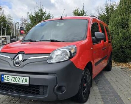 Рено Кенгу 2020 в Виннице на Automoto.ua Красный Рено Кенгу, объемом двигателя 0 л и пробегом 49 тыс. км за 13400 $, фото 1 на Automoto.ua