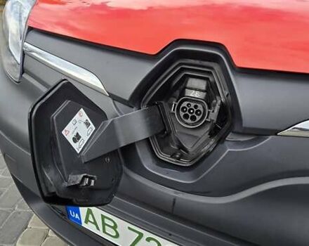 Рено Кенгу 2020 в Виннице на Automoto.ua Красный Рено Кенгу, объемом двигателя 0 л и пробегом 49 тыс. км за 13400 $, фото 7 на Automoto.ua