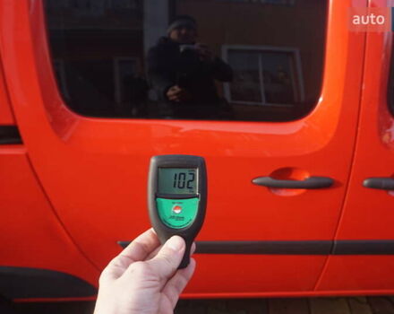 Красный Рено Кенгу, объемом двигателя 0 л и пробегом 34 тыс. км за 12000 $, фото 69 на Automoto.ua