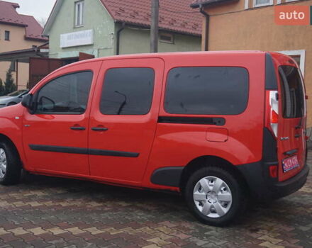 Красный Рено Кенгу, объемом двигателя 0 л и пробегом 44 тыс. км за 11777 $, фото 10 на Automoto.ua