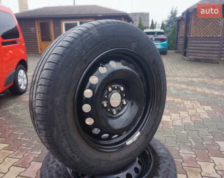 Красный Рено Кенгу, объемом двигателя 0 л и пробегом 44 тыс. км за 11777 $, фото 70 на Automoto.ua