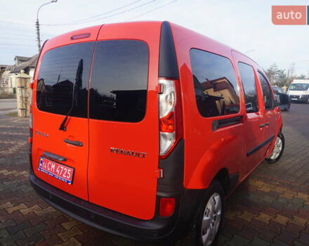 Красный Рено Кенгу, объемом двигателя 0 л и пробегом 34 тыс. км за 12000 $, фото 16 на Automoto.ua