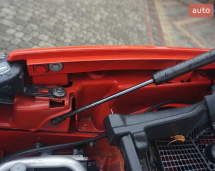 Красный Рено Кенгу, объемом двигателя 0 л и пробегом 44 тыс. км за 11777 $, фото 56 на Automoto.ua