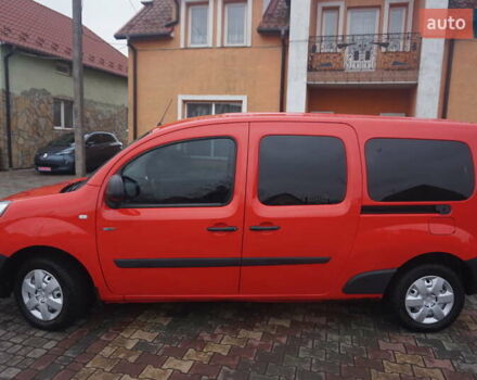 Красный Рено Кенгу, объемом двигателя 0 л и пробегом 44 тыс. км за 11777 $, фото 19 на Automoto.ua