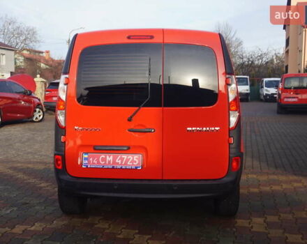 Красный Рено Кенгу, объемом двигателя 0 л и пробегом 34 тыс. км за 12000 $, фото 7 на Automoto.ua