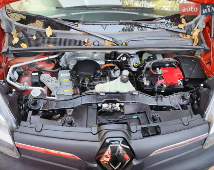 Рено Кенгу 2021 в Новых Санжарах на Automoto.ua Красный Рено Кенгу, объемом двигателя 0 л и пробегом 27 тыс. км за 12999 $, фото 24 на Automoto.ua