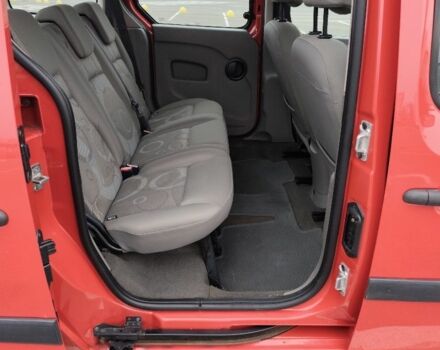 Красный Рено Кенгу, объемом двигателя 1.5 л и пробегом 240 тыс. км за 7203 $, фото 17 на Automoto.ua