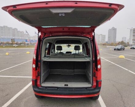 Красный Рено Кенгу, объемом двигателя 1.5 л и пробегом 240 тыс. км за 7203 $, фото 13 на Automoto.ua