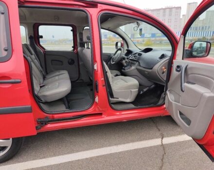 Красный Рено Кенгу, объемом двигателя 1.5 л и пробегом 240 тыс. км за 7203 $, фото 16 на Automoto.ua