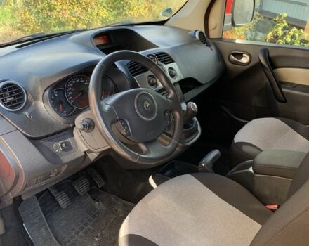Червоний Рено Кєнгу, об'ємом двигуна 1.6 л та пробігом 249 тис. км за 7000 $, фото 6 на Automoto.ua
