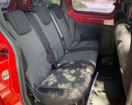 Красный Рено Кенгу, объемом двигателя 1.5 л и пробегом 263 тыс. км за 6555 $, фото 10 на Automoto.ua