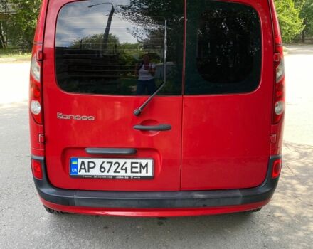 Красный Рено Кенгу, объемом двигателя 1.5 л и пробегом 263 тыс. км за 6555 $, фото 4 на Automoto.ua