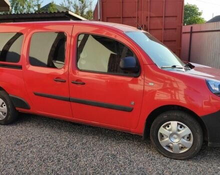 Красный Рено Кенгу, объемом двигателя 0 л и пробегом 205 тыс. км за 16500 $, фото 1 на Automoto.ua