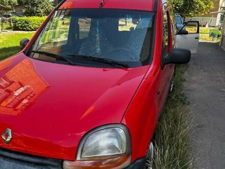Рено Кенгу 2001 в Смеле на Automoto.ua Красный Рено Кенгу, объемом двигателя 1.39 л и пробегом 277 тыс. км за 3300 $, фото 1 на Automoto.ua