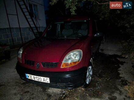 Рено Кенгу 2003 в Кривом Роге на Automoto.ua Красный Рено Кенгу, объемом двигателя 1.46 л и пробегом 650 тыс. км за 3100 $, фото 1 на Automoto.ua