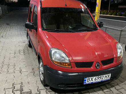 Красный Рено Кенгу, объемом двигателя 1.5 л и пробегом 286 тыс. км за 3600 $, фото 1 на Automoto.ua