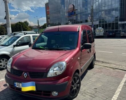 Красный Рено Кенгу, объемом двигателя 1.4 л и пробегом 211 тыс. км за 4500 $, фото 1 на Automoto.ua