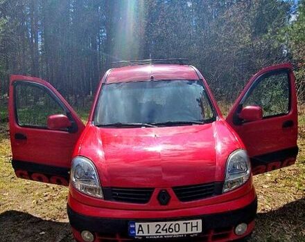 Красный Рено Кенгу, объемом двигателя 1.5 л и пробегом 350 тыс. км за 4550 $, фото 1 на Automoto.ua