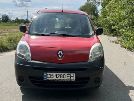 Рено Кєнгу 2008 у Репке на Automoto.ua Червоний Рено Кєнгу, об'ємом двигуна 1.6 л та пробігом 237 тис. км за 6800 $, фото 1 на Automoto.ua