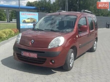 Красный Рено Кенгу, объемом двигателя 1.6 л и пробегом 199 тыс. км за 7450 $, фото 1 на Automoto.ua