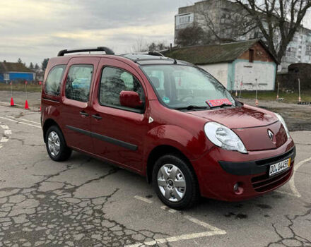 Красный Рено Кенгу, объемом двигателя 1.6 л и пробегом 178 тыс. км за 7700 $, фото 1 на Automoto.ua