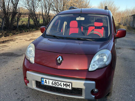 Красный Рено Кенгу, объемом двигателя 1.46 л и пробегом 260 тыс. км за 7100 $, фото 1 на Automoto.ua