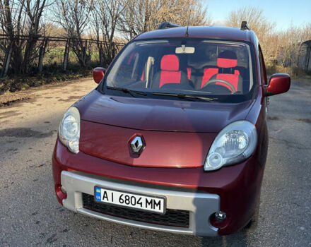 Красный Рено Кенгу, объемом двигателя 1.46 л и пробегом 260 тыс. км за 7100 $, фото 1 на Automoto.ua