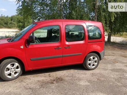Рено Кенгу 2009 в Лебедине на Automoto.ua Красный Рено Кенгу, объемом двигателя 1.5 л и пробегом 262 тыс. км за 6550 $, фото 1 на Automoto.ua