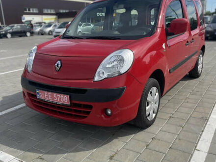 Рено Кенгу 2010 в Черкассах на Automoto.ua Красный Рено Кенгу, объемом двигателя 1.6 л и пробегом 212 тыс. км за 7600 $, фото 1 на Automoto.ua