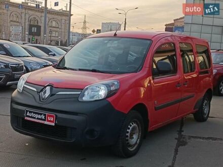 Рено Кенгу 2016 в Харькове на Automoto.ua Красный Рено Кенгу, объемом двигателя 0 л и пробегом 82 тыс. км за 7990 $, фото 1 на Automoto.ua
