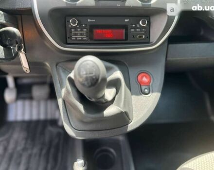 Рено Кенгу, объемом двигателя 0 л и пробегом 145 тыс. км за 13550 $, фото 15 на Automoto.ua