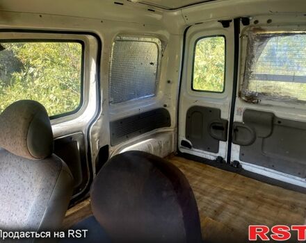 Рено Кенгу, объемом двигателя 1.2 л и пробегом 200 тыс. км за 2800 $, фото 3 на Automoto.ua