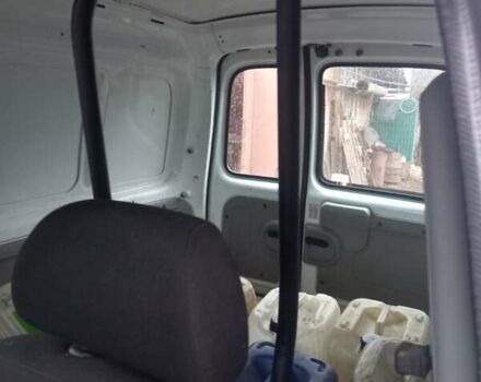 Рено Кенгу, объемом двигателя 1.4 л и пробегом 253 тыс. км за 4000 $, фото 4 на Automoto.ua