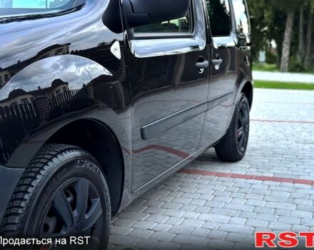 Рено Кенгу, объемом двигателя 1.6 л и пробегом 198 тыс. км за 7500 $, фото 4 на Automoto.ua