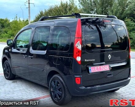 Рено Кенгу, объемом двигателя 1.6 л и пробегом 198 тыс. км за 7500 $, фото 2 на Automoto.ua