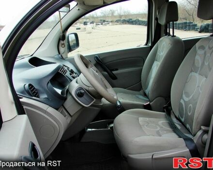 Рено Кенгу 2010 в Одессе на Automoto.ua Рено Кенгу, объемом двигателя 1.5 л и пробегом 214 тыс. км за 7400 $, фото 5 на Automoto.ua