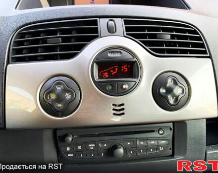 Рено Кенгу, объемом двигателя 1.5 л и пробегом 255 тыс. км за 9700 $, фото 11 на Automoto.ua