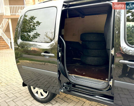 Рено Кенгу, объемом двигателя 1.5 л и пробегом 260 тыс. км за 8700 $, фото 12 на Automoto.ua