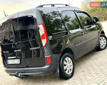 Рено Кенгу, объемом двигателя 1.5 л и пробегом 260 тыс. км за 8700 $, фото 10 на Automoto.ua