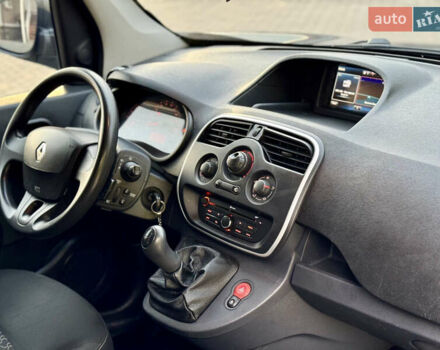 Рено Кенгу, объемом двигателя 1.5 л и пробегом 260 тыс. км за 8700 $, фото 14 на Automoto.ua