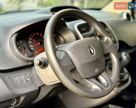 Рено Кенгу, объемом двигателя 1.5 л и пробегом 260 тыс. км за 8700 $, фото 20 на Automoto.ua