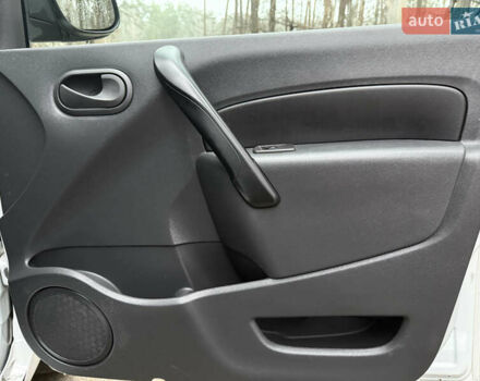 Рено Кєнгу, об'ємом двигуна 1.5 л та пробігом 275 тис. км за 7800 $, фото 14 на Automoto.ua