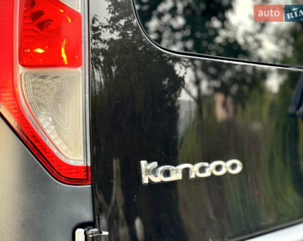 Рено Кенгу, объемом двигателя 1.5 л и пробегом 260 тыс. км за 8700 $, фото 24 на Automoto.ua