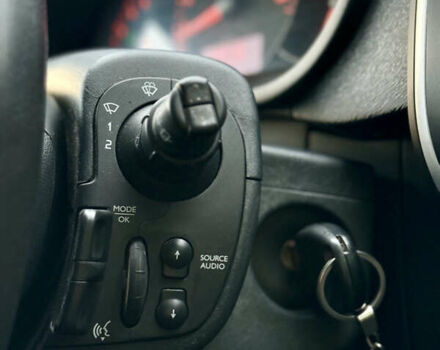 Рено Кенгу, объемом двигателя 1.5 л и пробегом 260 тыс. км за 8700 $, фото 25 на Automoto.ua