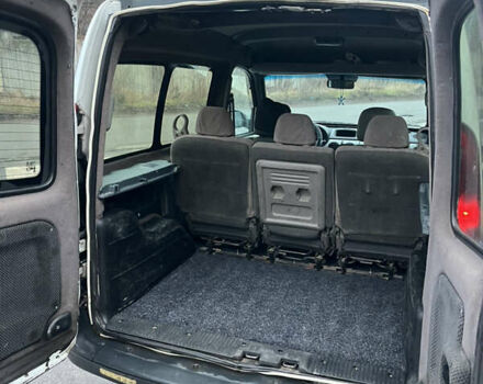 Рено Кєнгу, об'ємом двигуна 1.5 л та пробігом 299 тис. км за 3150 $, фото 9 на Automoto.ua