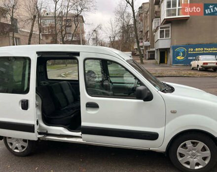 Рено Кенгу, объемом двигателя 1.5 л и пробегом 290 тыс. км за 4500 $, фото 10 на Automoto.ua